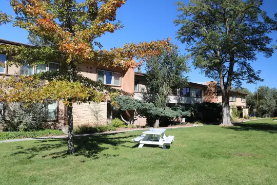 Chapel Apartments
