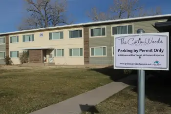 Cottonwood exterior 4