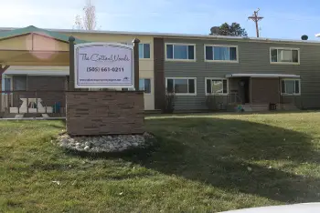 Cottonwood exterior 8