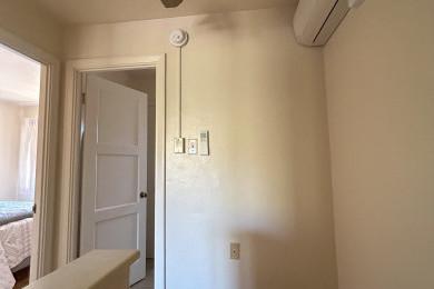 2002-D 2nd floor landing